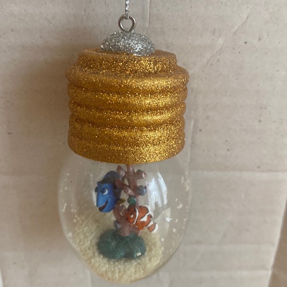 Finding Nemo lightbulb shaped ornament with “snow” about 3 inches - Picture 2 of 3